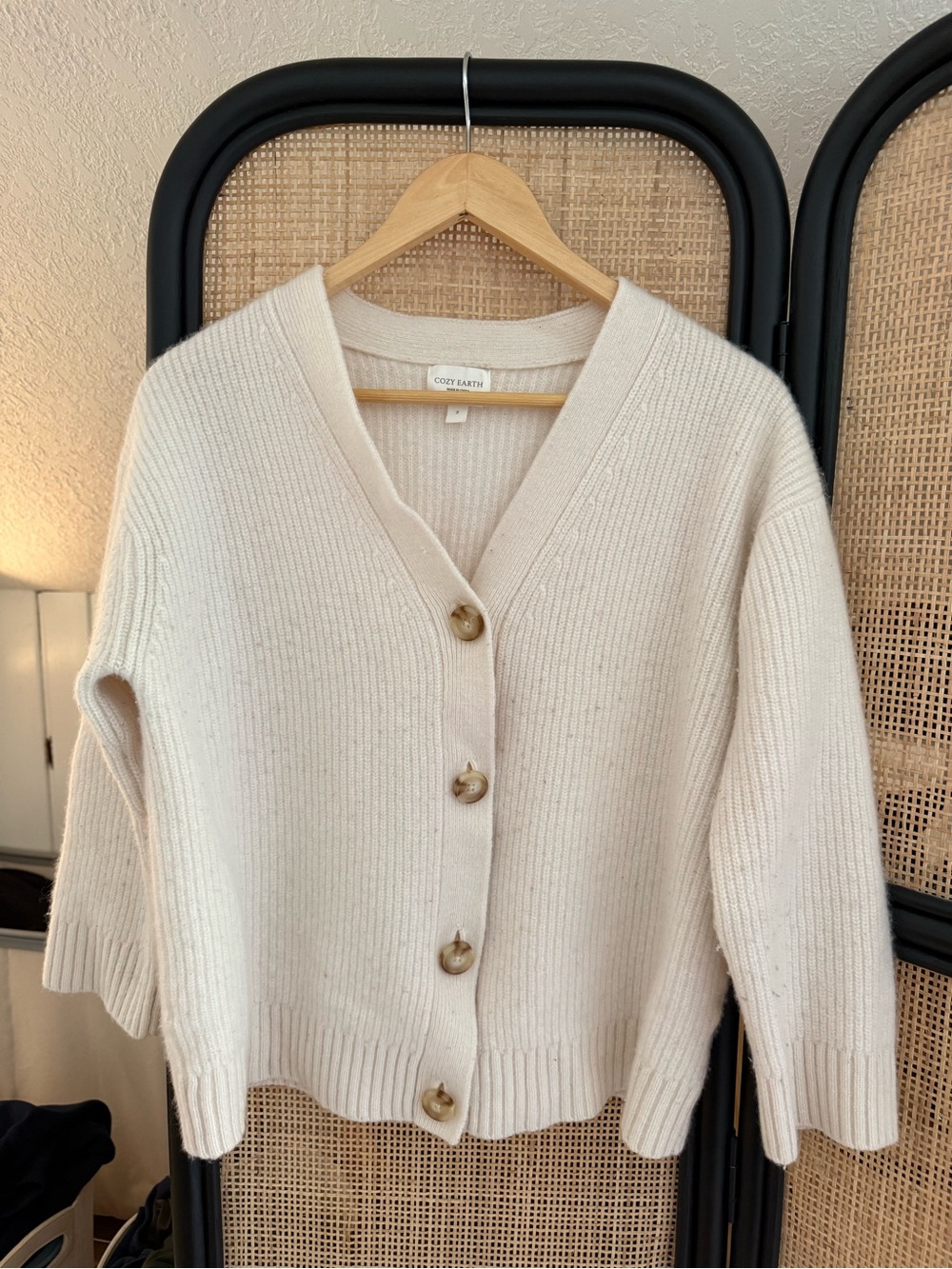 Cozy Earth Women's 100% Cashmere Button Ribbed V-Neck Cardigan Cream Small